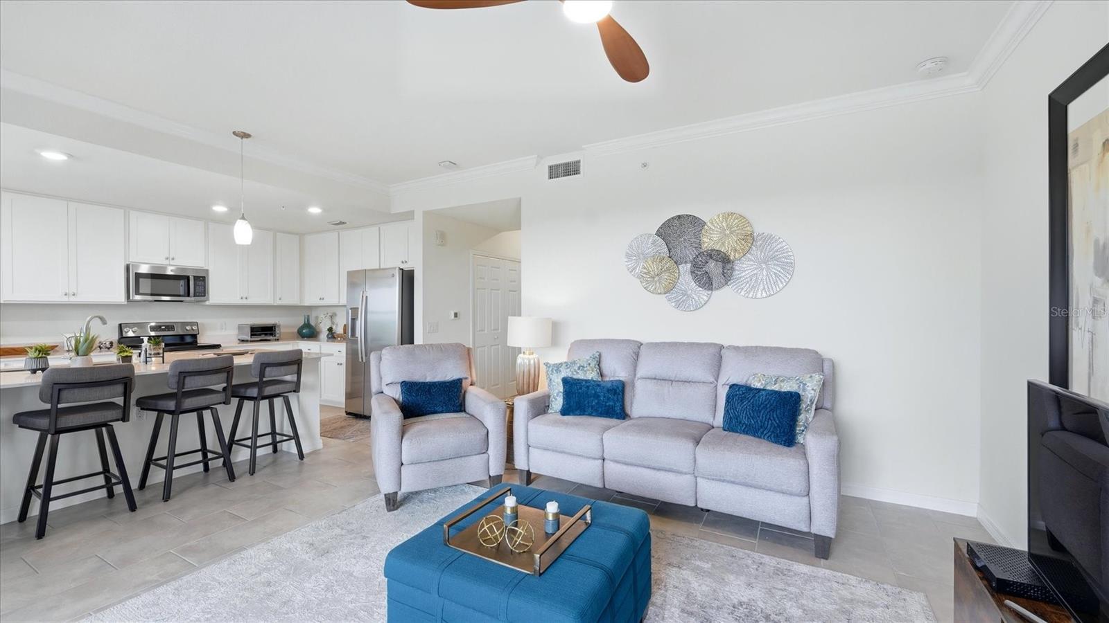 LAKEWOOD NATIONAL - Residential