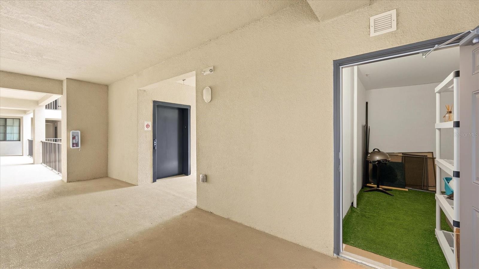 LAKEWOOD NATIONAL - Residential
