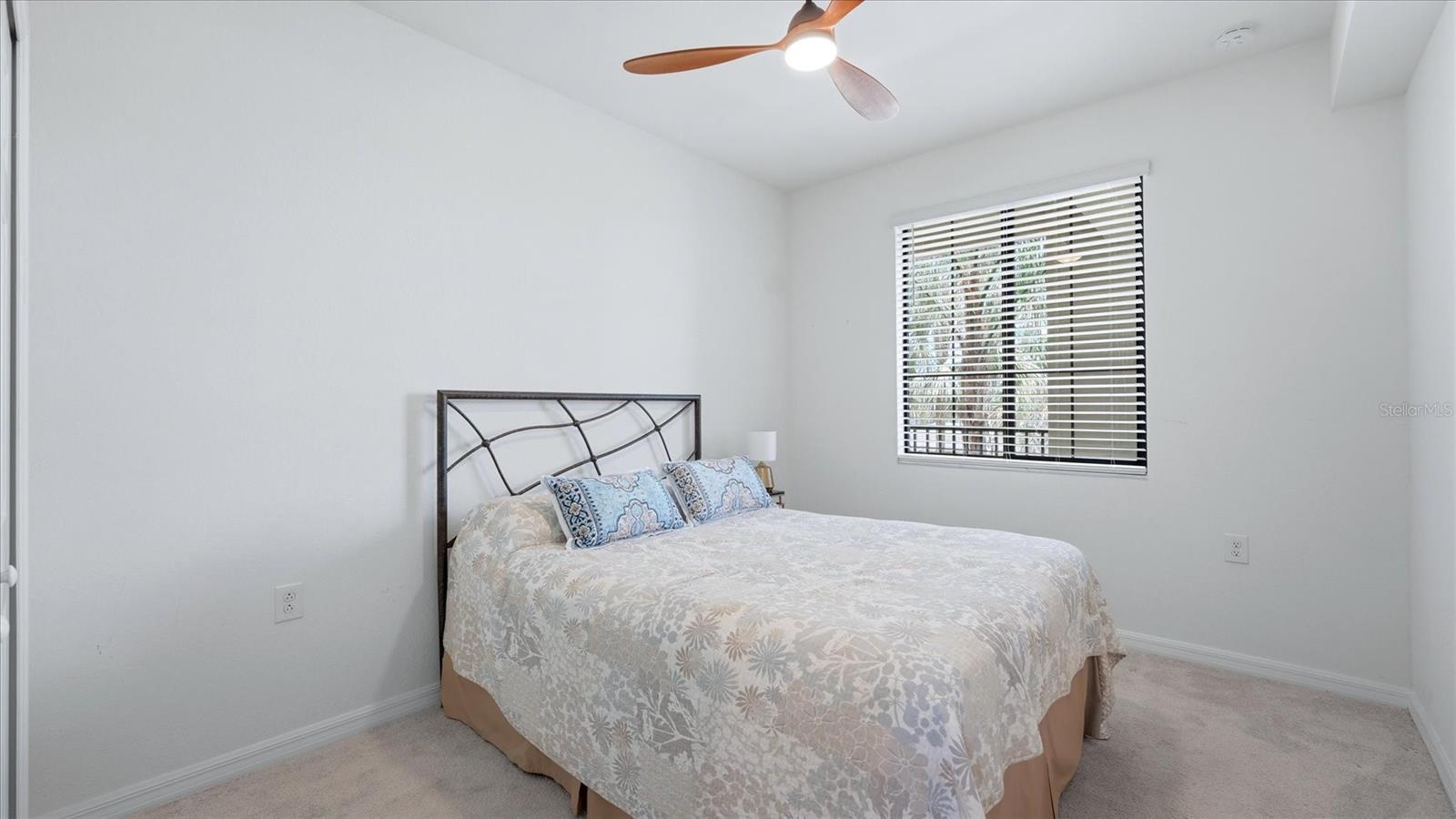 LAKEWOOD NATIONAL - Residential