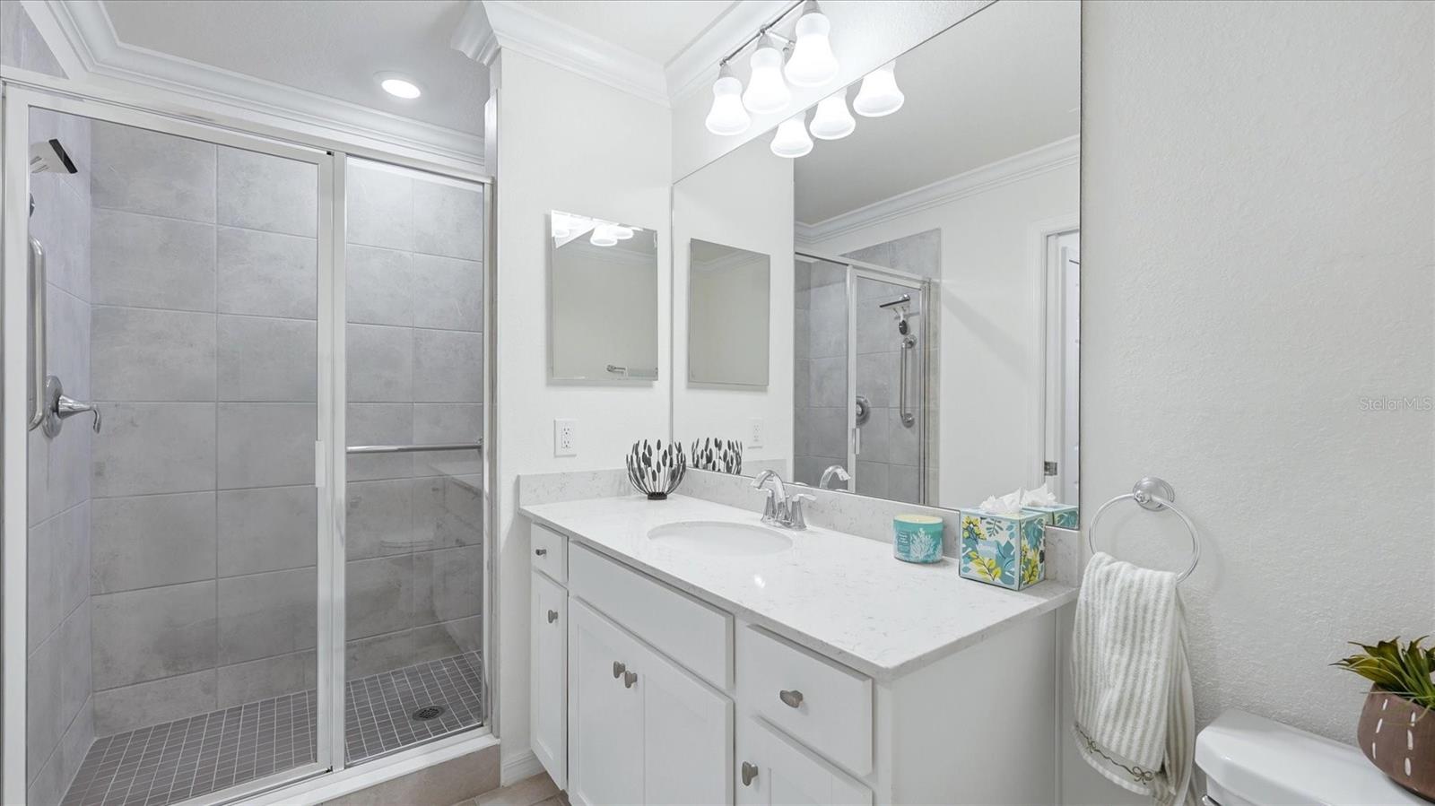 LAKEWOOD NATIONAL - Residential