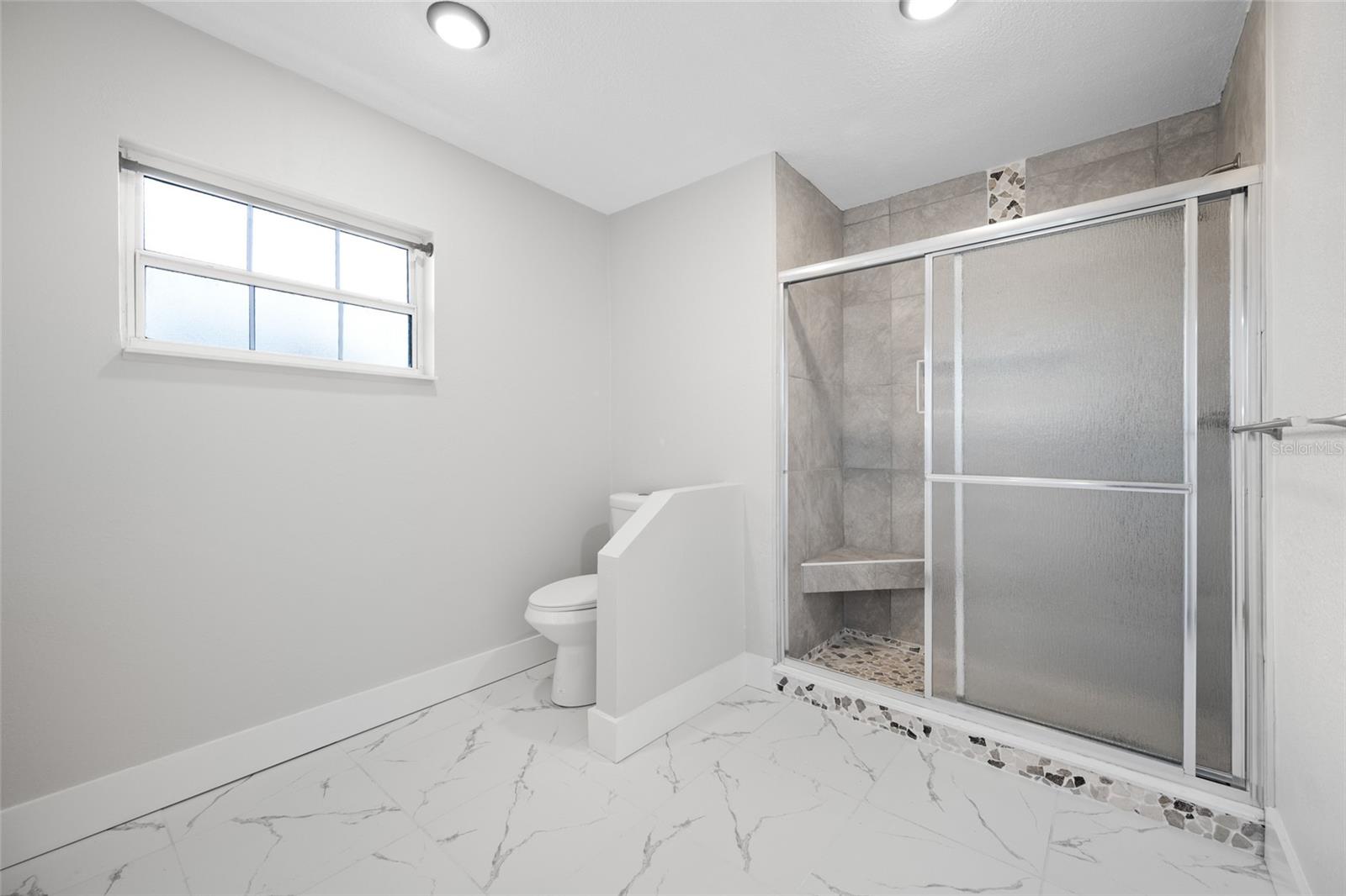 MAXIMO MOORINGS - Residential Lease