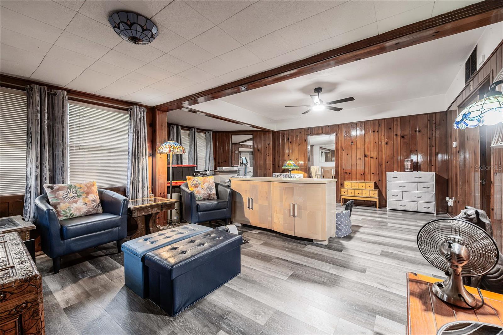 WF HALLAM & COMPANYS CLUB - Residential