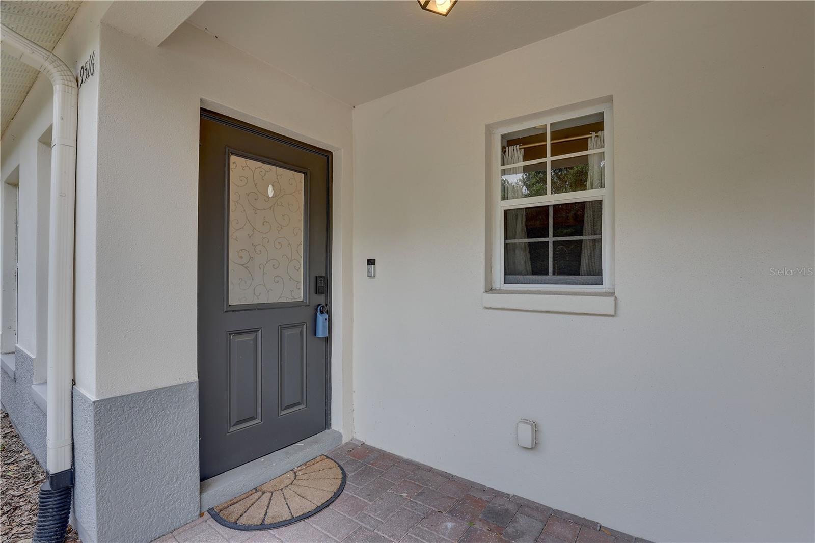 CHARLESTON PLACE TWNHMS - Residential