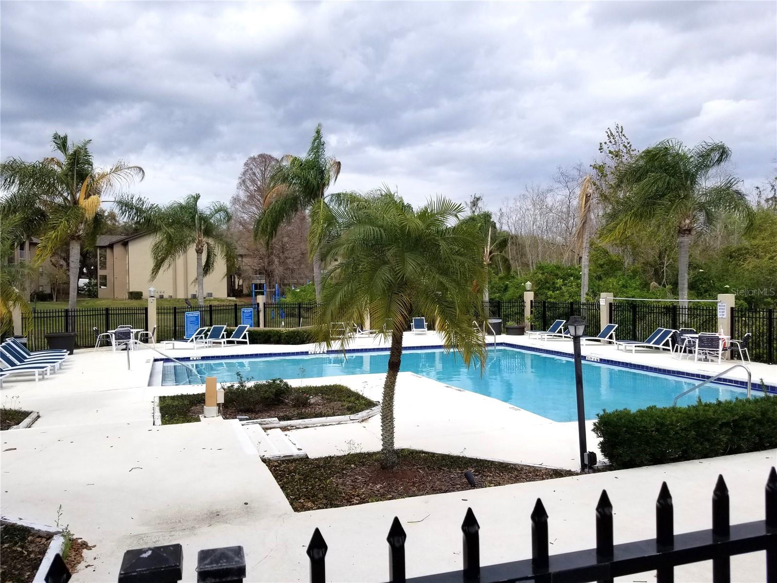 LANDING A CONDO - Residential