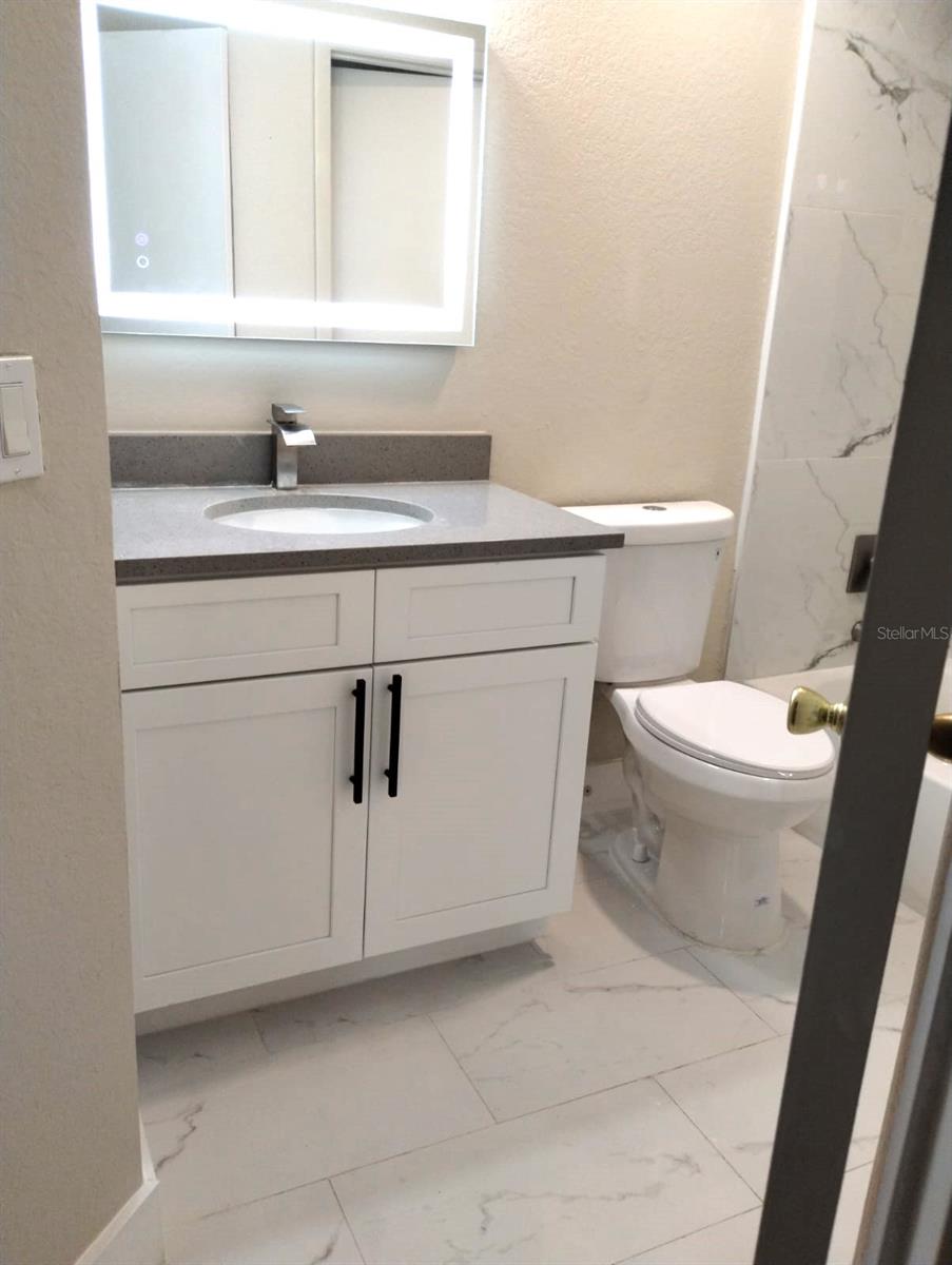 LANDING A CONDO - Residential
