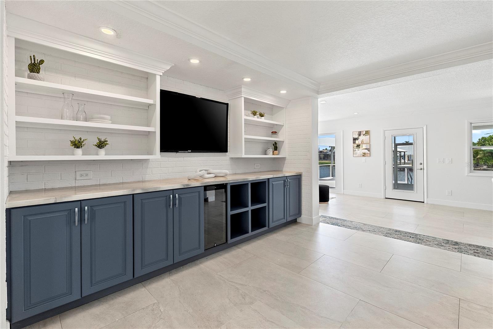 KIMS COVE - Residential
