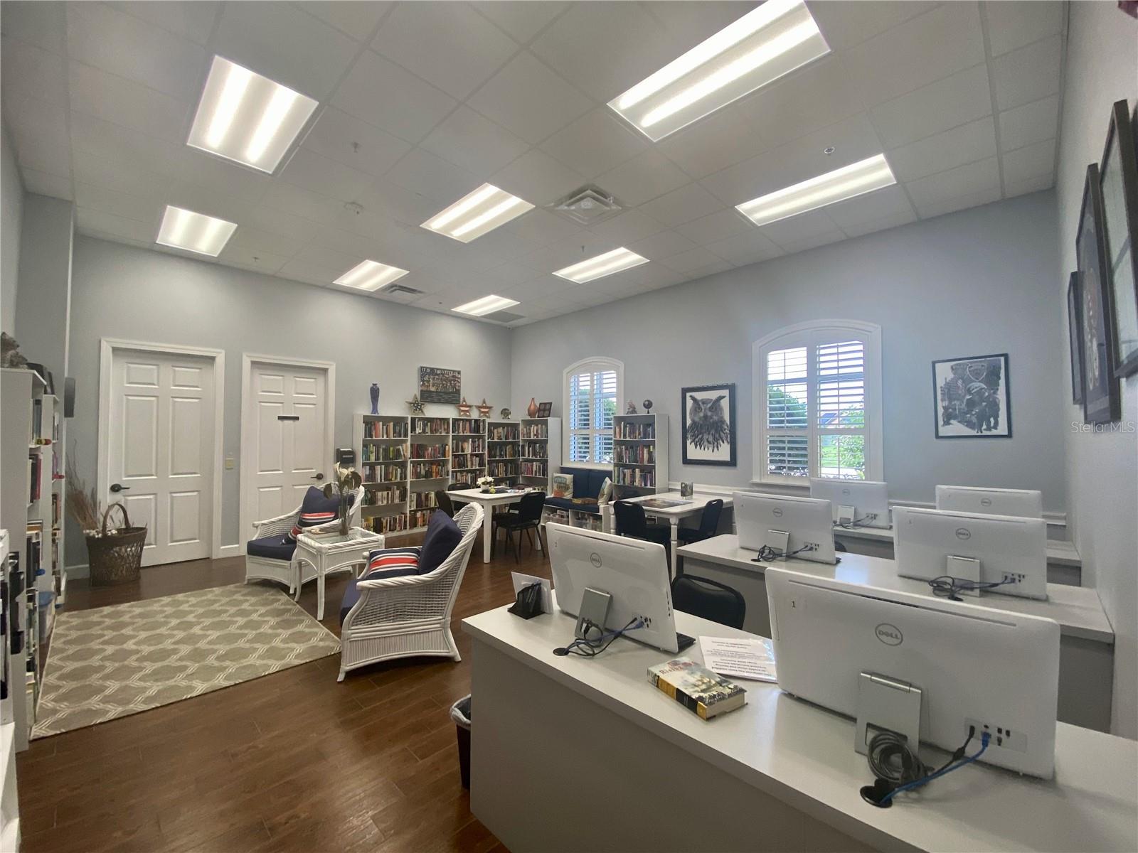 LAKE ASHTON GOLF CLUB - Residential