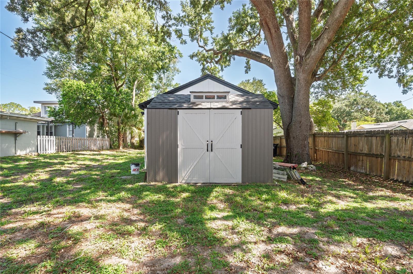 COLONIAL PARK SUB - Residential