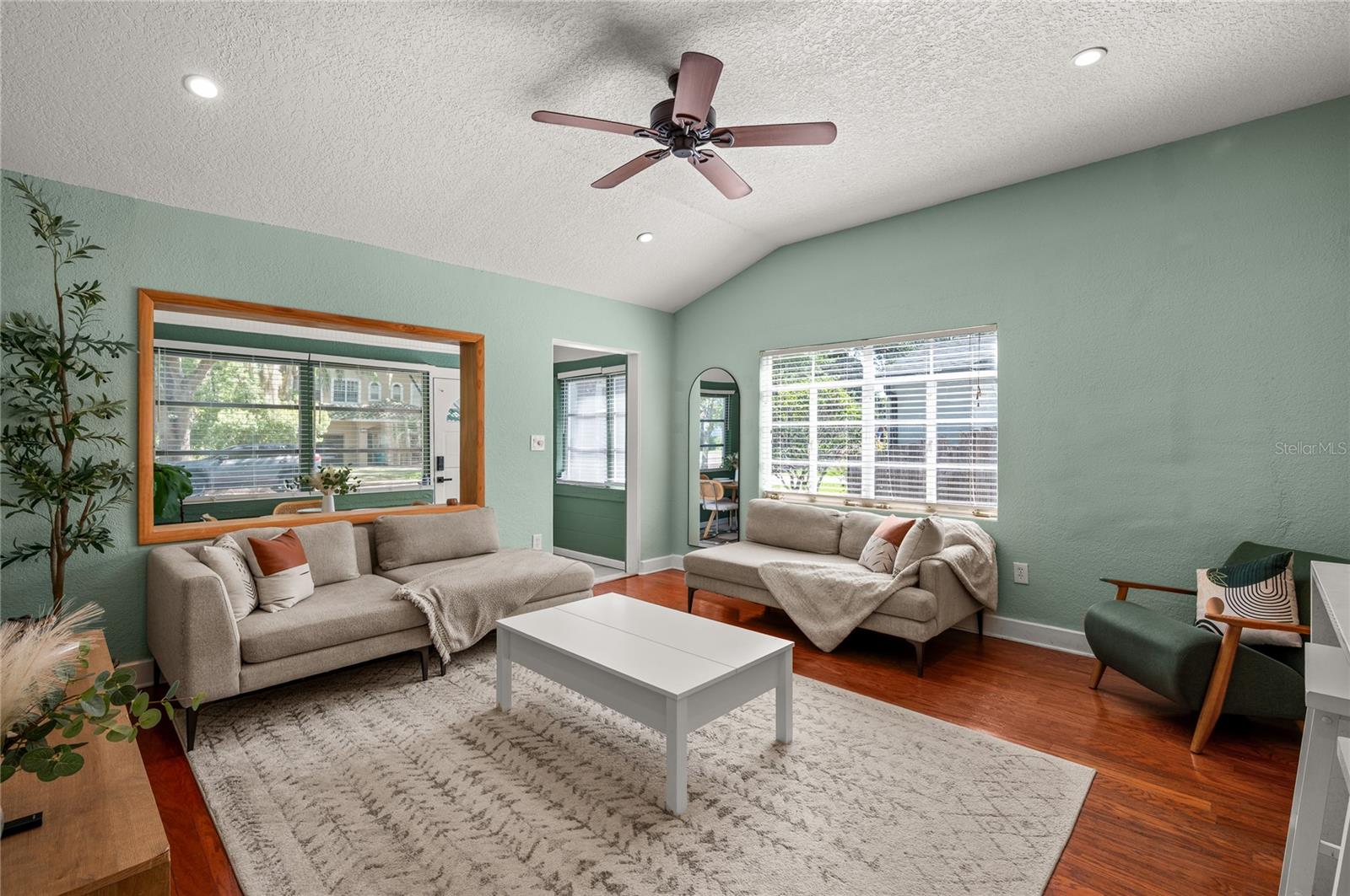 COLONIAL PARK SUB - Residential