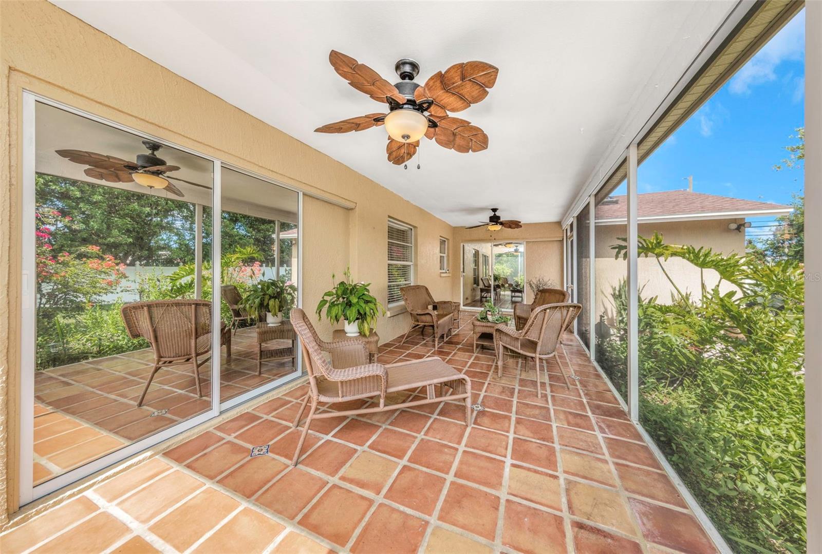 EAGLE CHASE - Residential