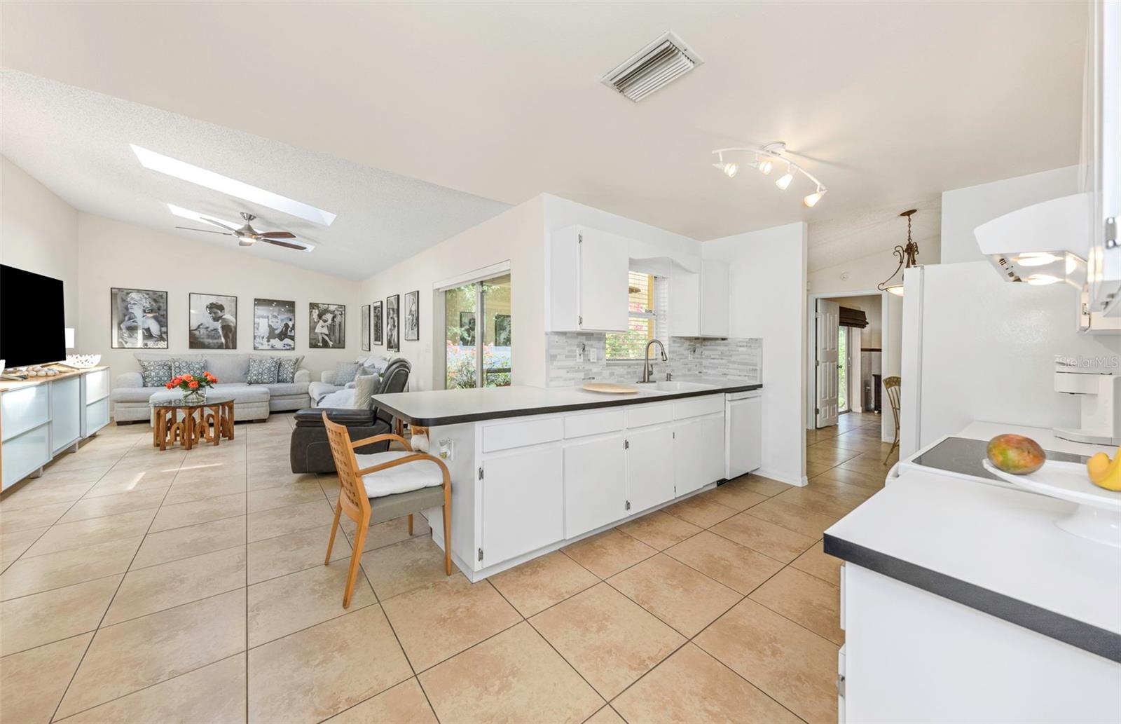 EAGLE CHASE - Residential