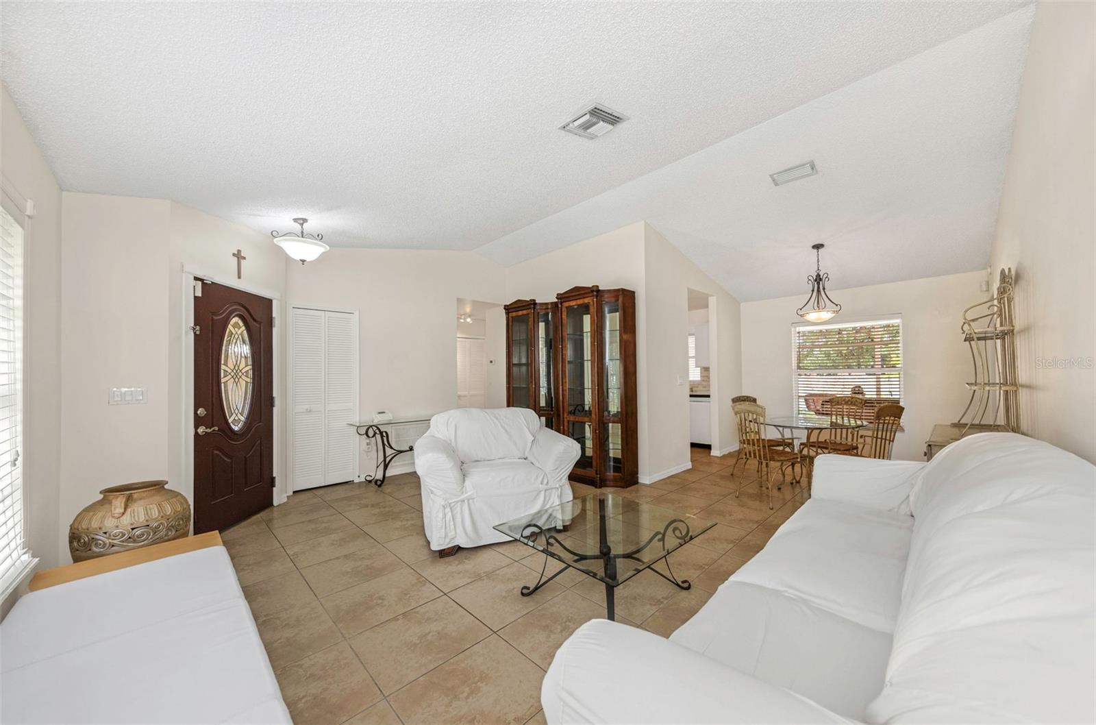 EAGLE CHASE - Residential