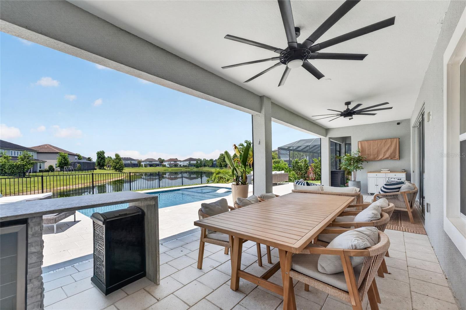 WEST LAKE HANCOCK ESTATES - Residential