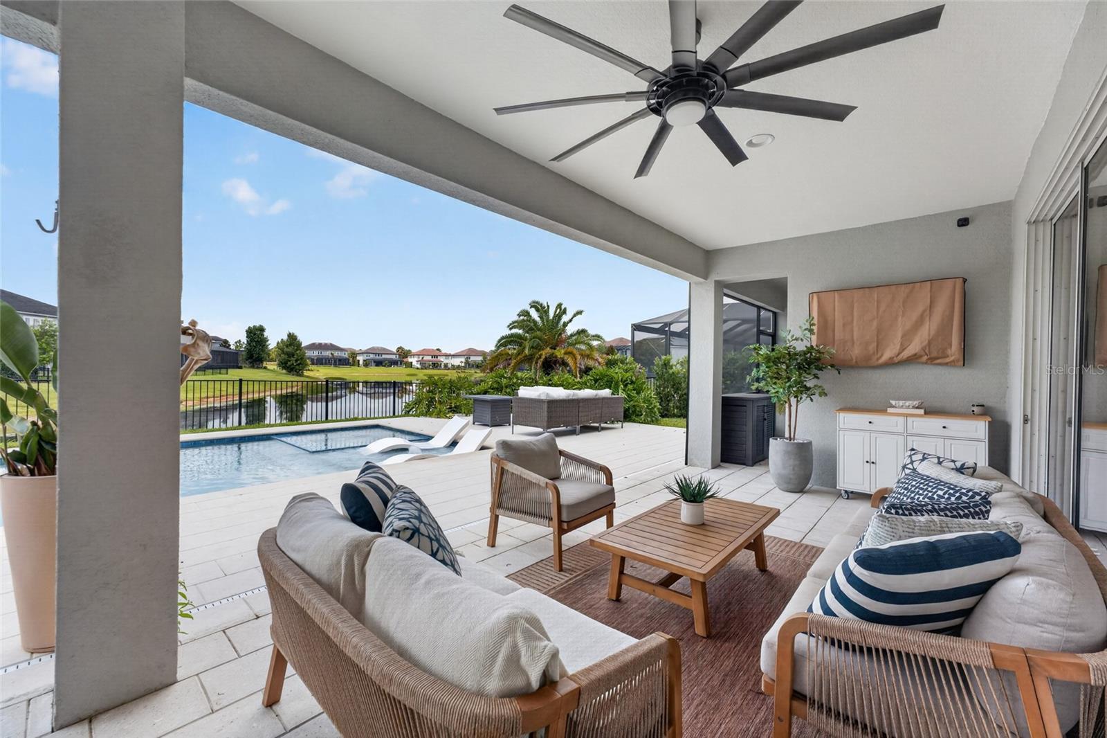 WEST LAKE HANCOCK ESTATES - Residential