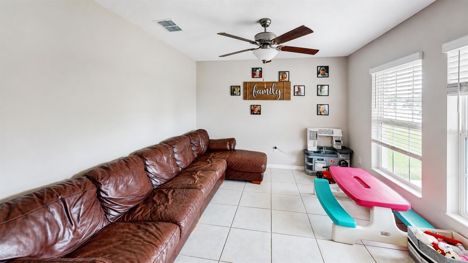 NORTH PARK ISLE PH 1A - Residential