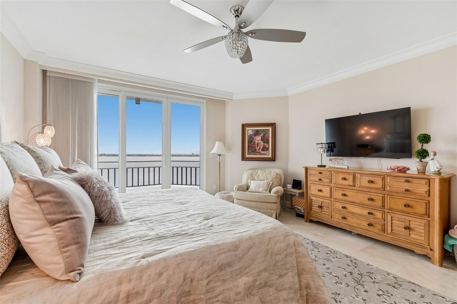 BAYSHORE REGENCY A CONDOMINIUM - Residential