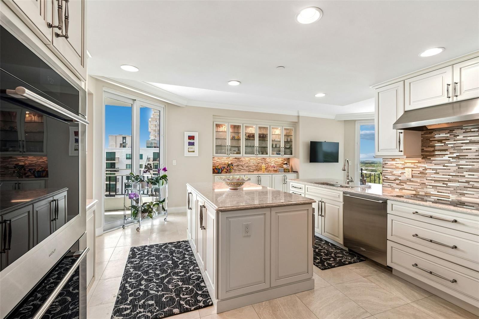 BAYSHORE REGENCY A CONDOMINIUM - Residential