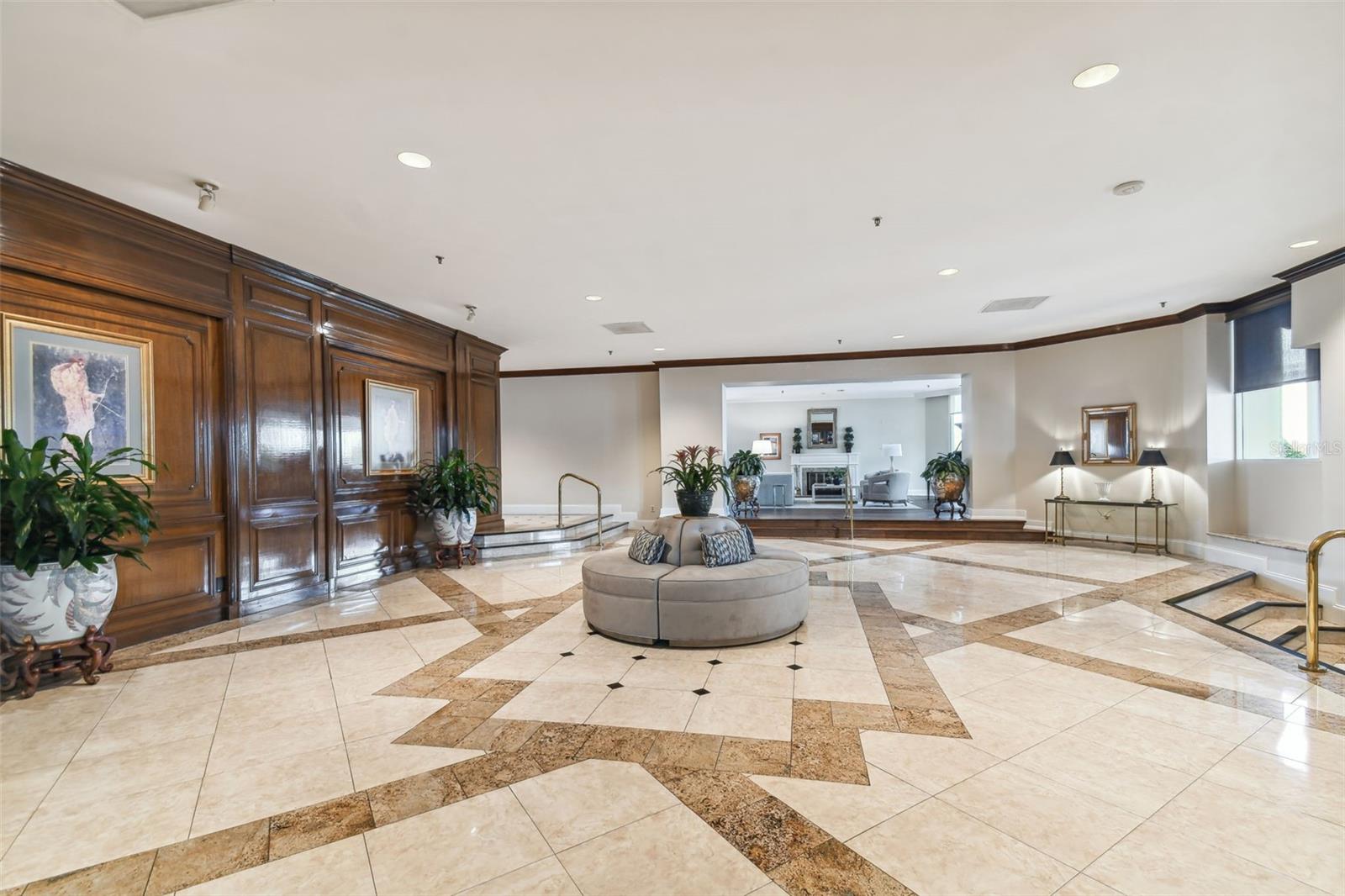 BAYSHORE REGENCY A CONDOMINIUM - Residential