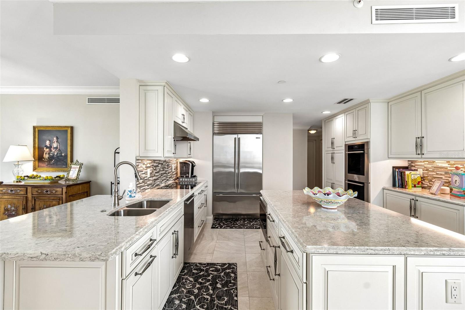 BAYSHORE REGENCY A CONDOMINIUM - Residential