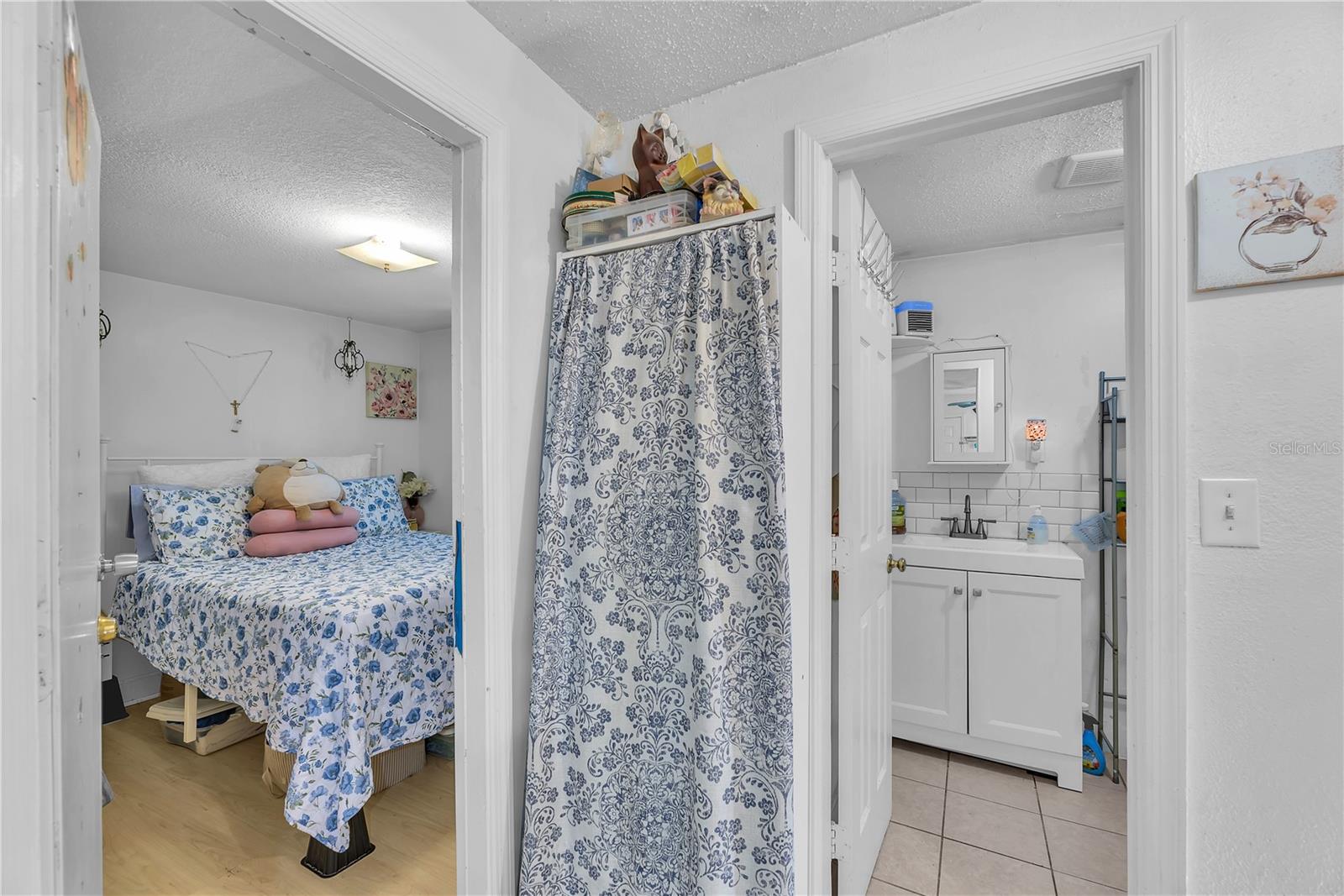 STRAWBERRY TERRACE SOUTH - Residential