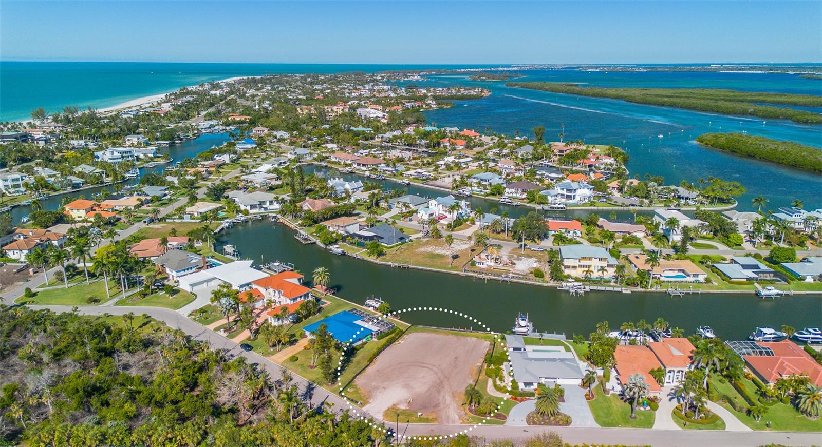 EMERALD HARBOR - Residential