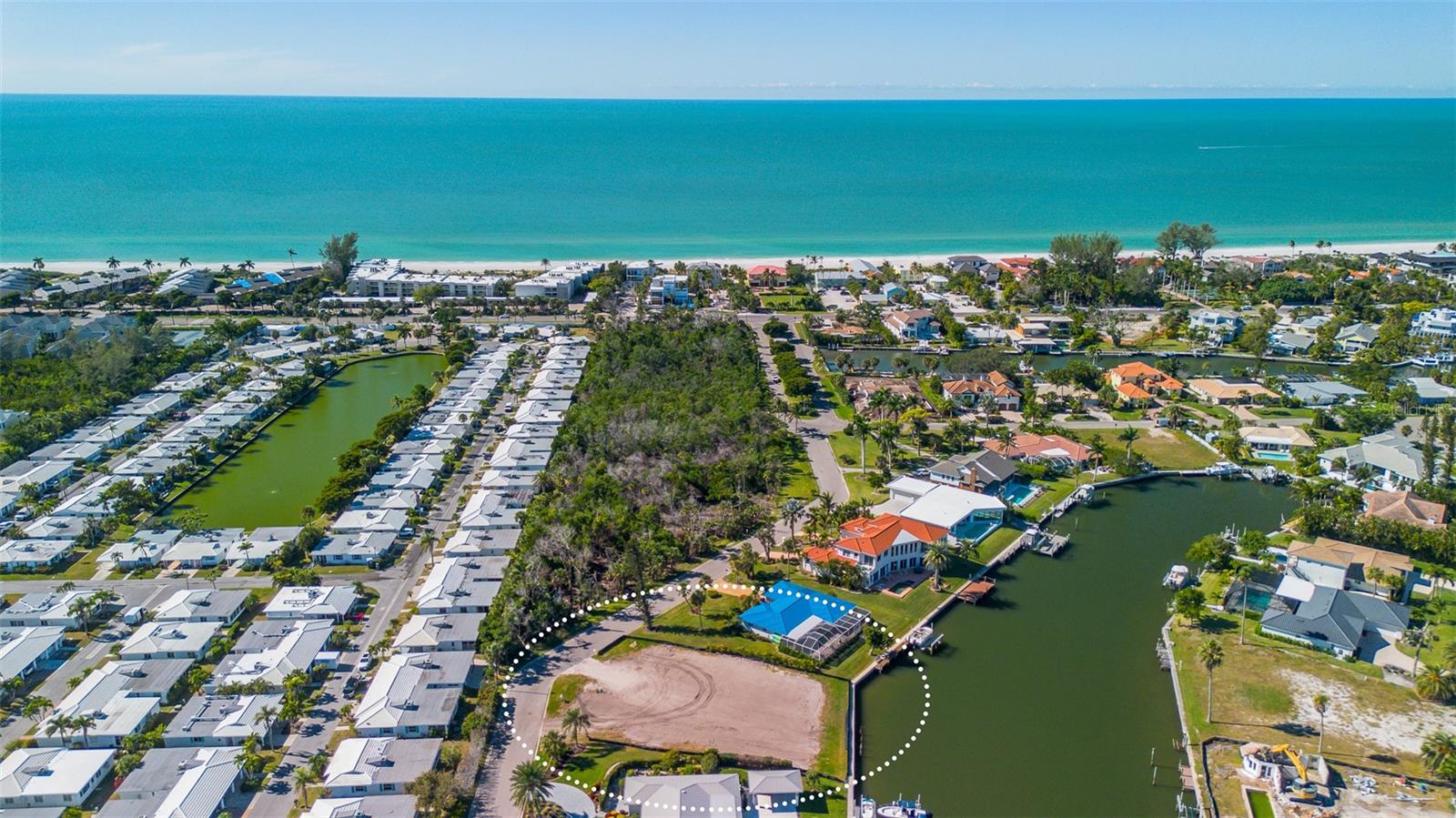 EMERALD HARBOR - Residential