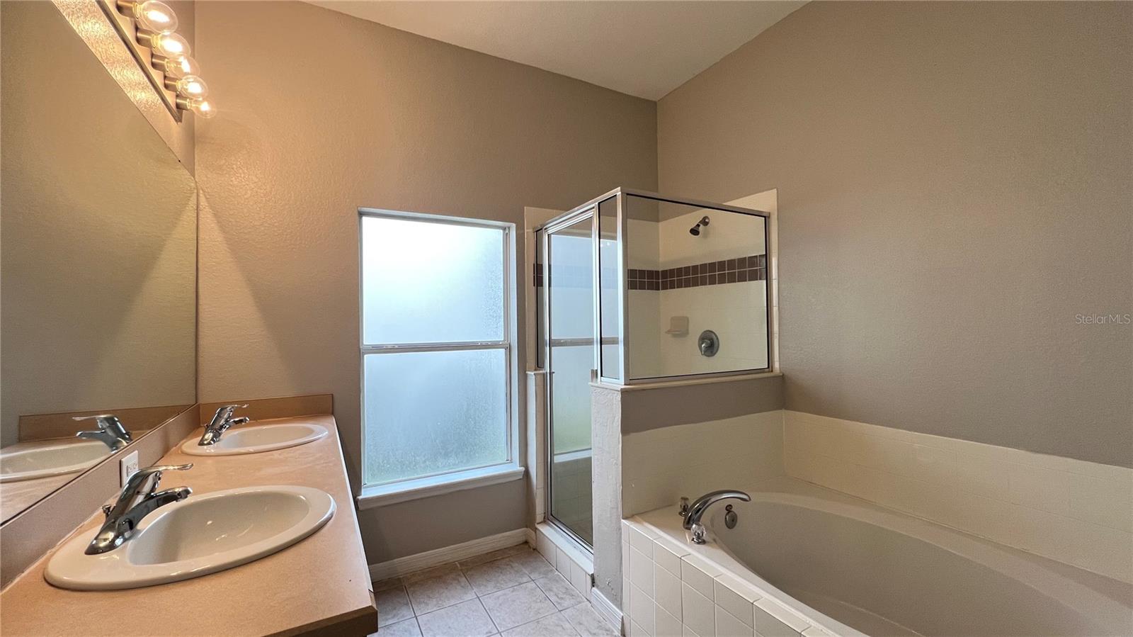 VIZCAY - Residential Lease