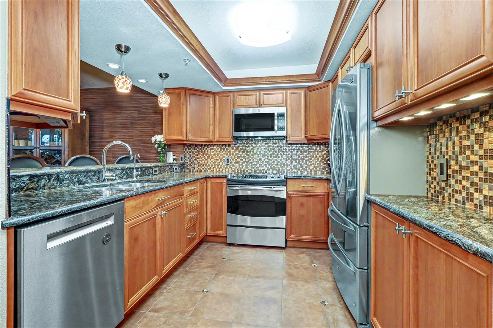 DOLPHIN REEF CONDO - Residential