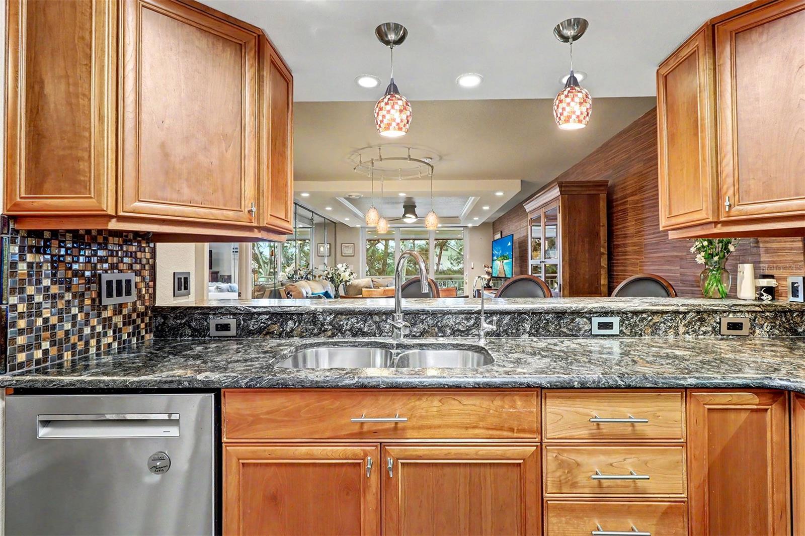 DOLPHIN REEF CONDO - Residential