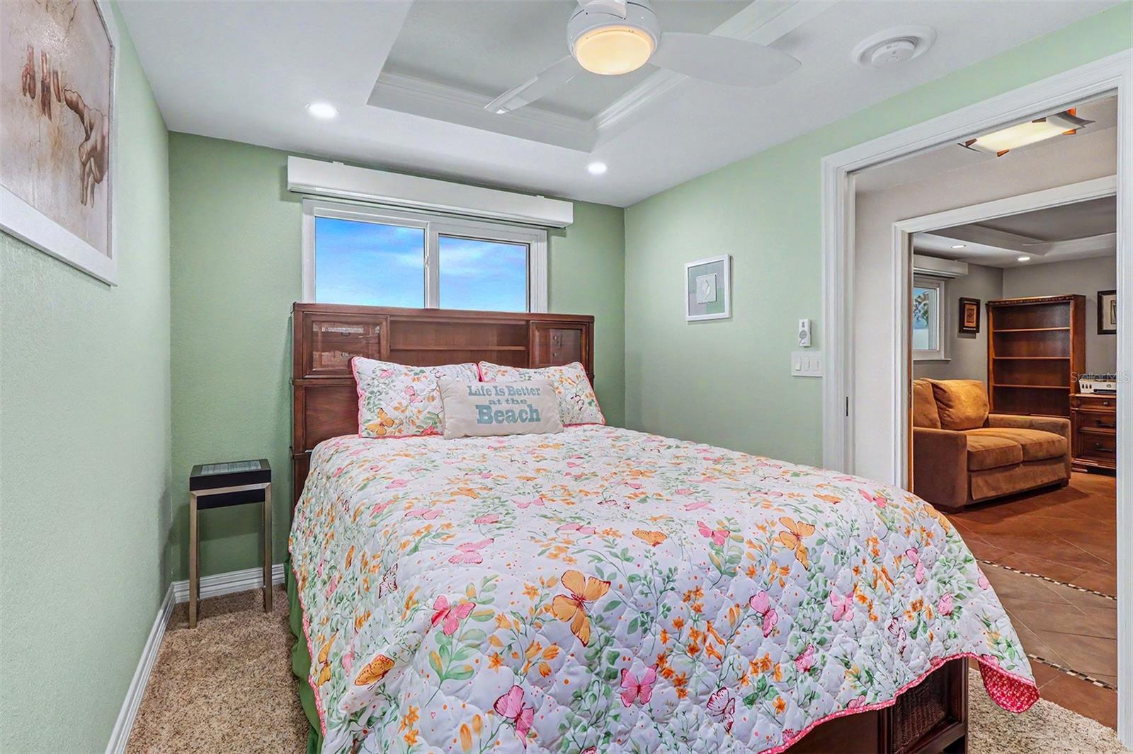 DOLPHIN REEF CONDO - Residential