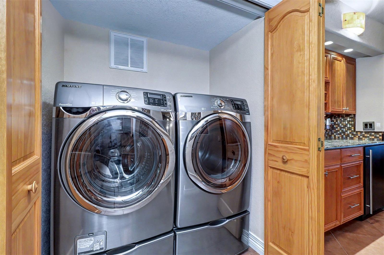 DOLPHIN REEF CONDO - Residential
