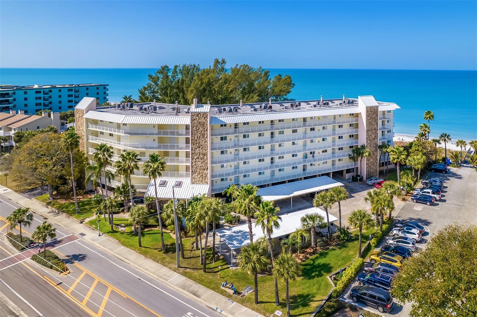 DOLPHIN REEF CONDO - Residential