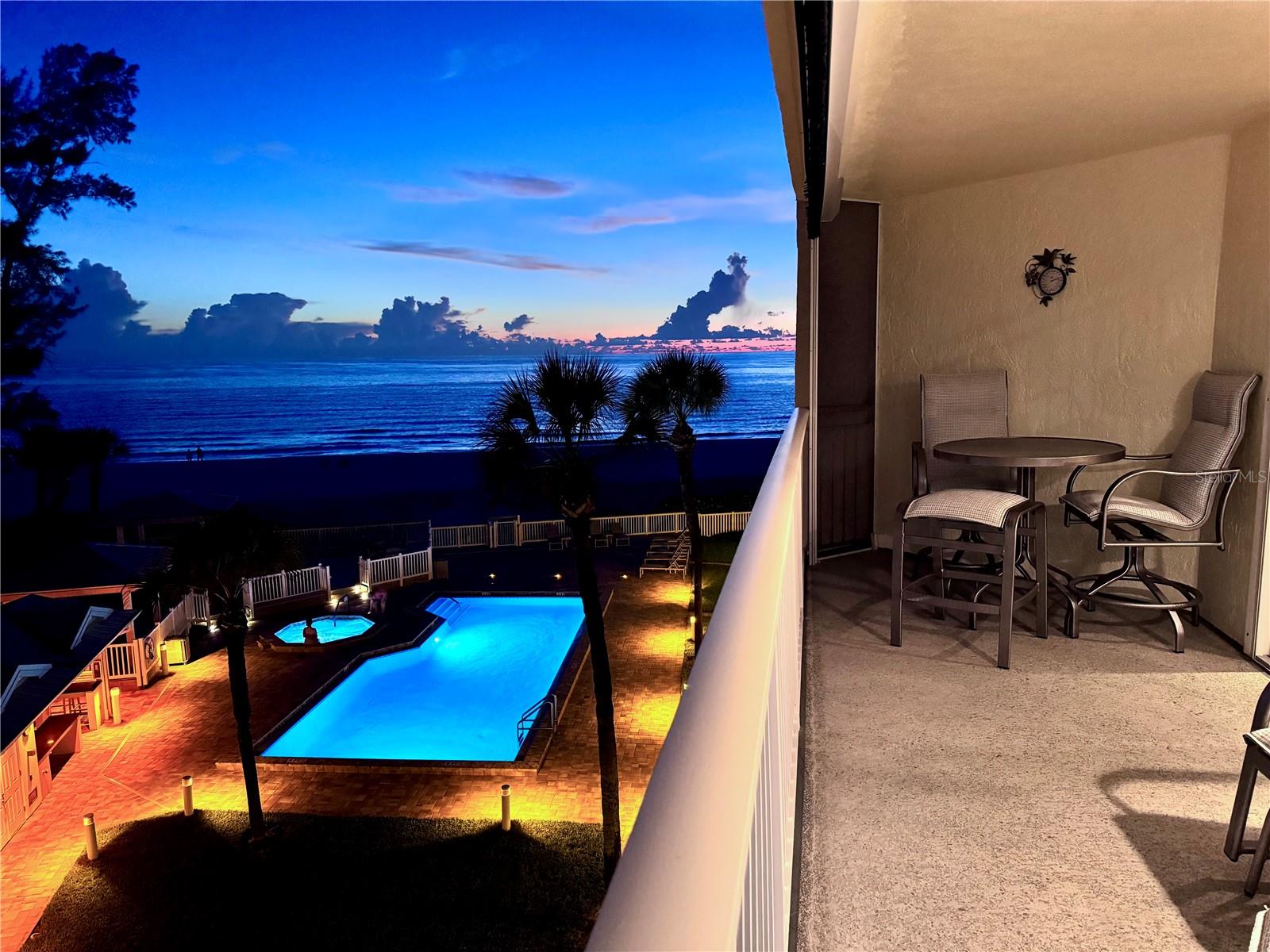 DOLPHIN REEF CONDO - Residential