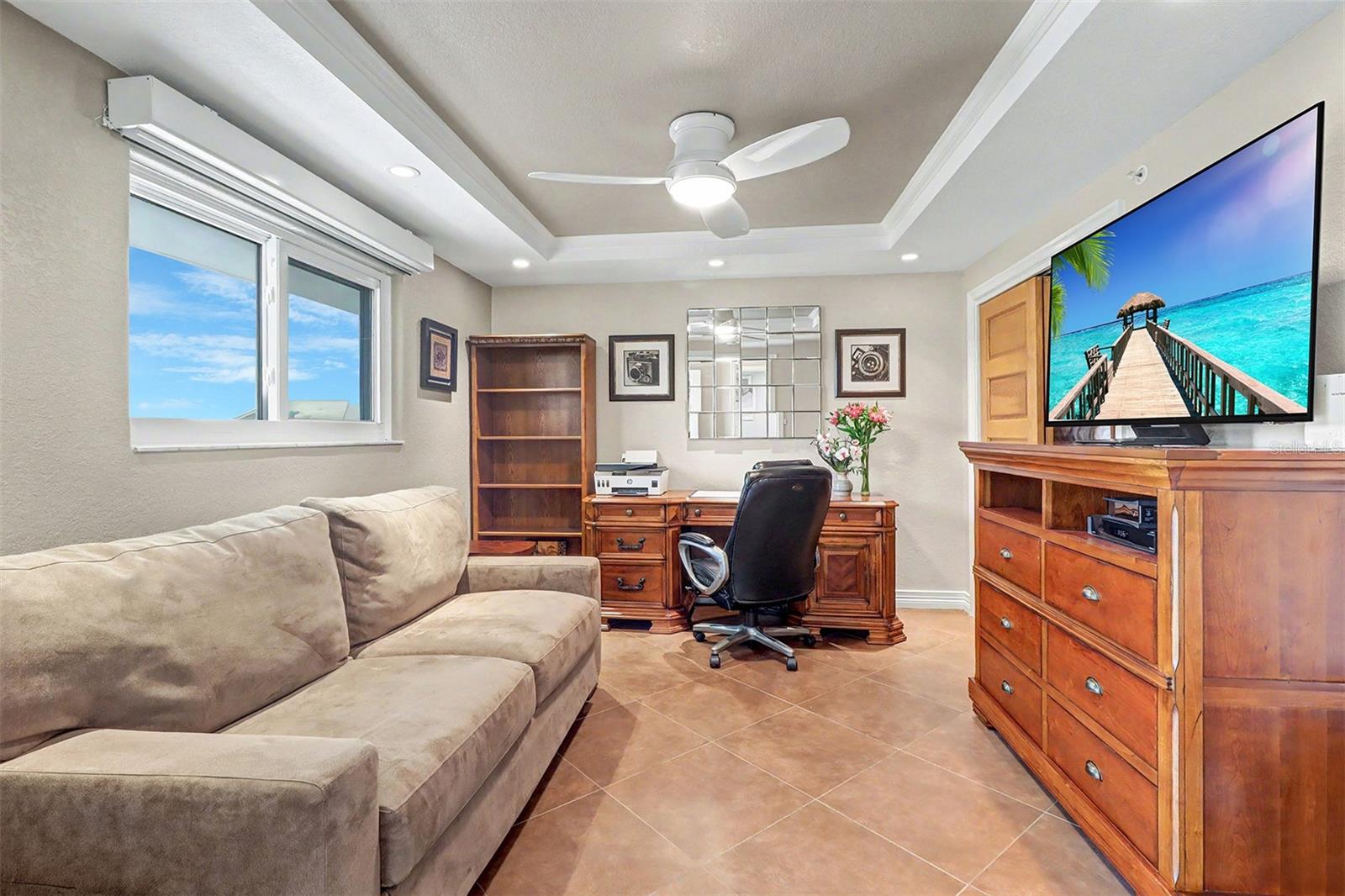 DOLPHIN REEF CONDO - Residential