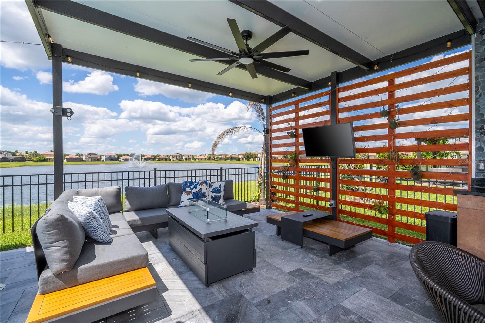 EAGLE CREEK - Residential