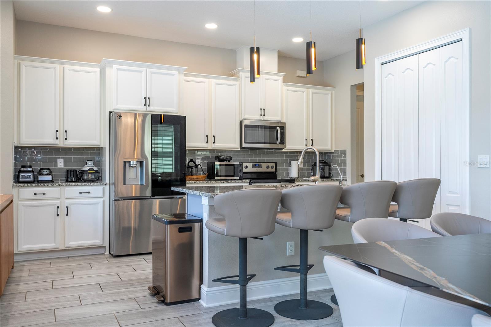 EAGLE CREEK - Residential