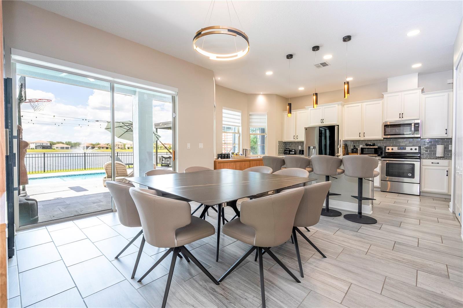 EAGLE CREEK - Residential