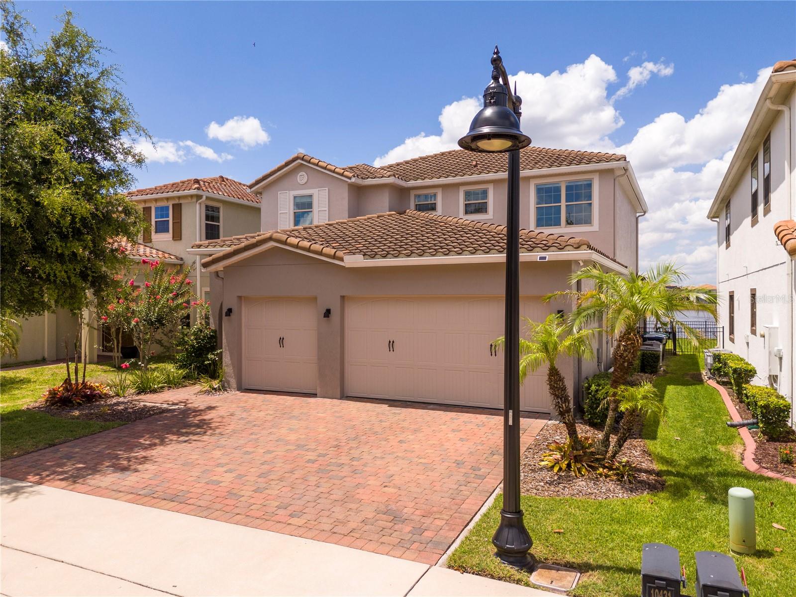 EAGLE CREEK - Residential