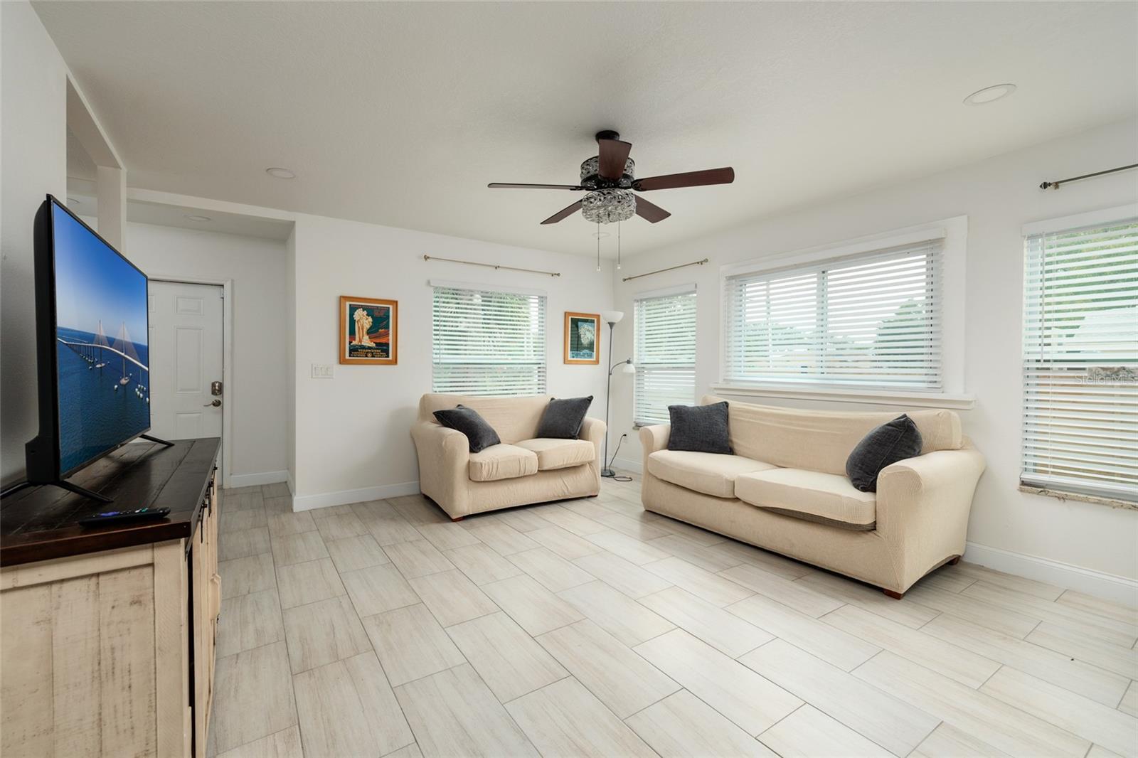 TIFFANYS ADD - Residential