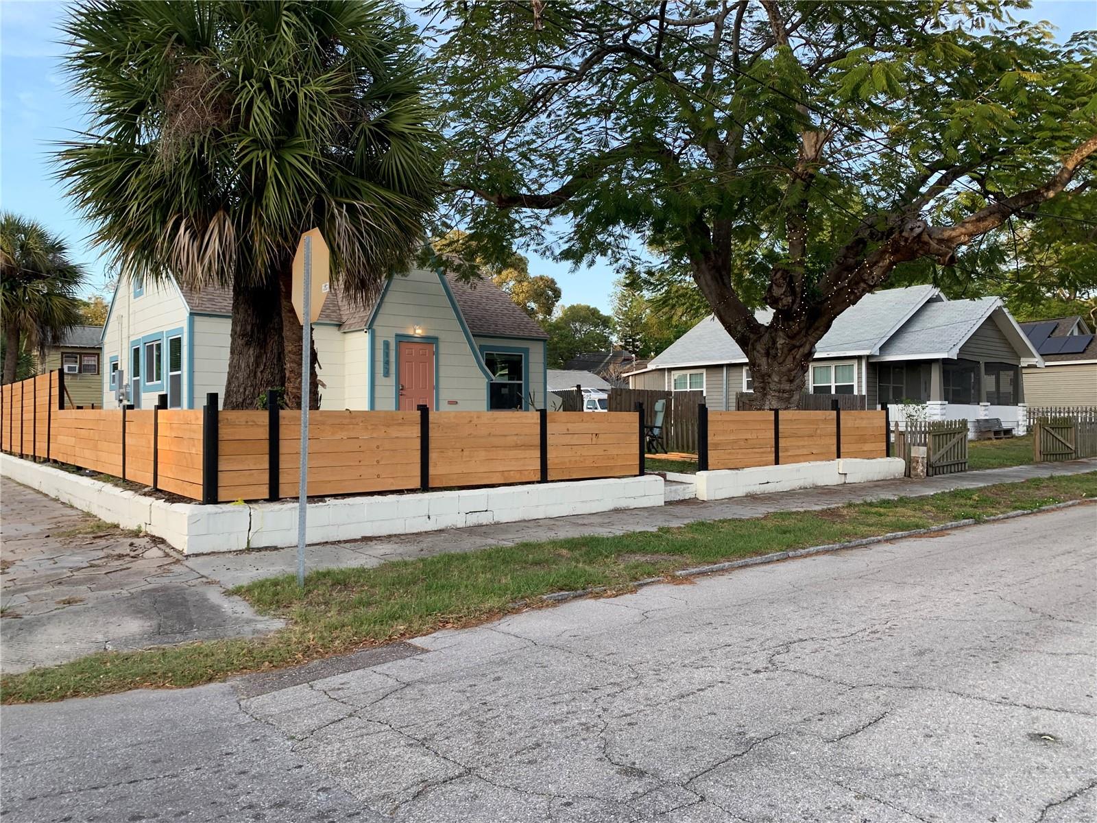 TIFFANYS ADD - Residential