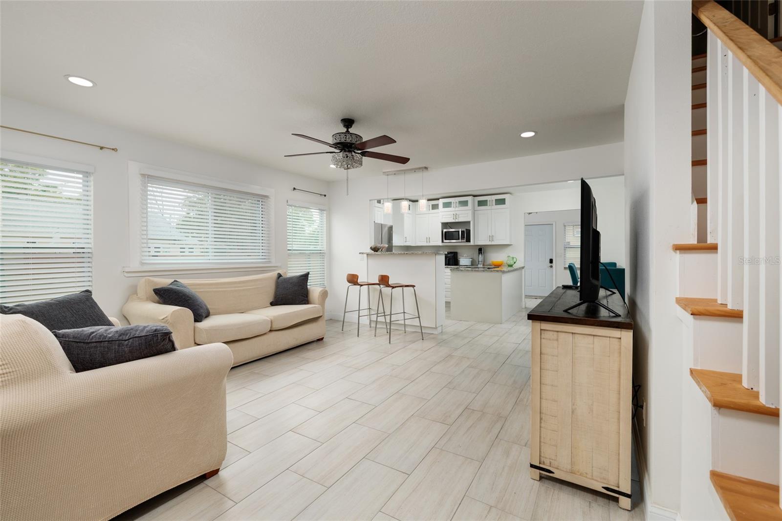 TIFFANYS ADD - Residential