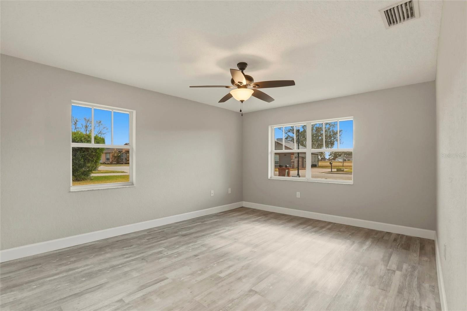 TORREY OAKS GOLF COURSE SUB - Residential