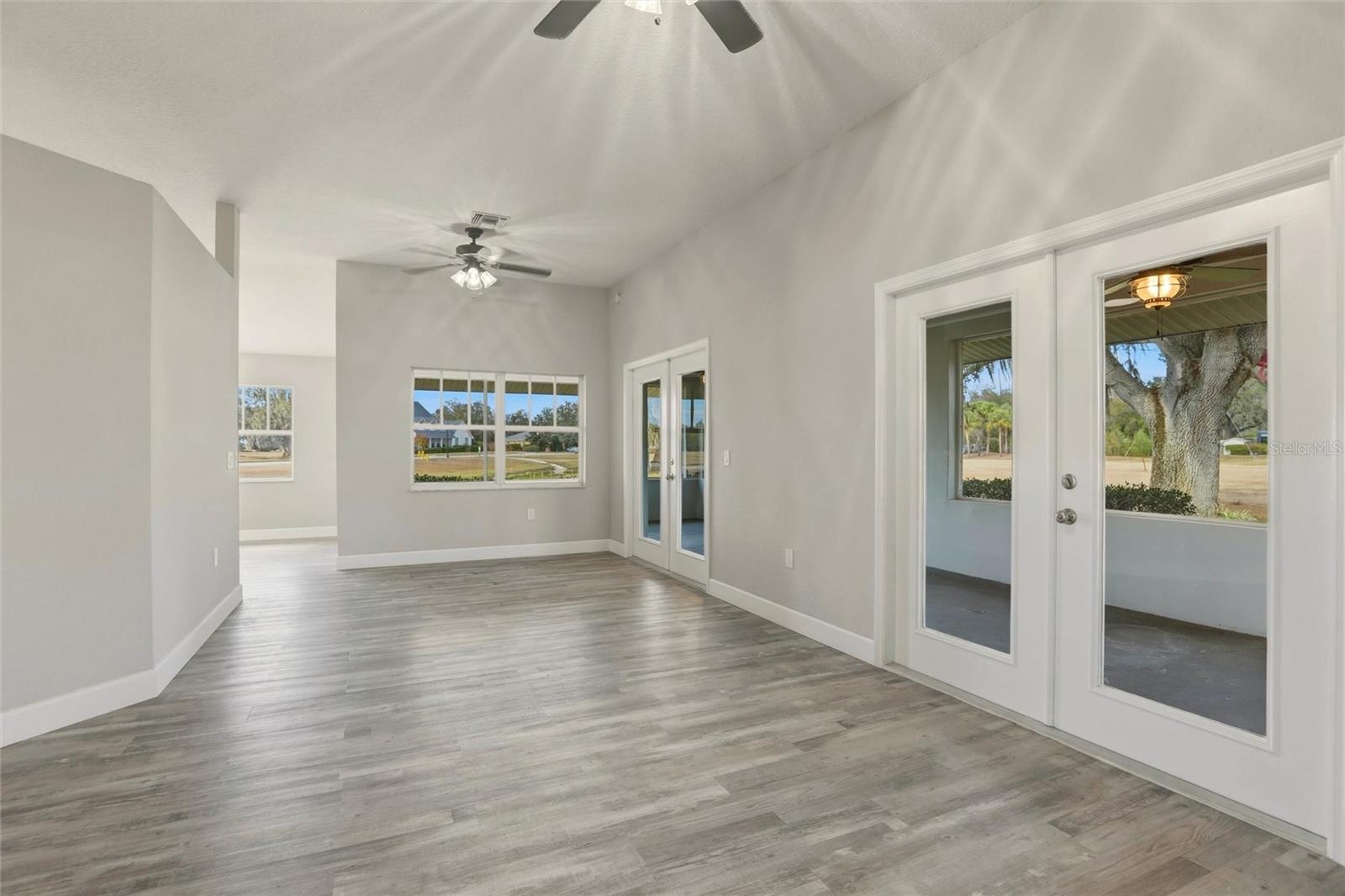 TORREY OAKS GOLF COURSE SUB - Residential