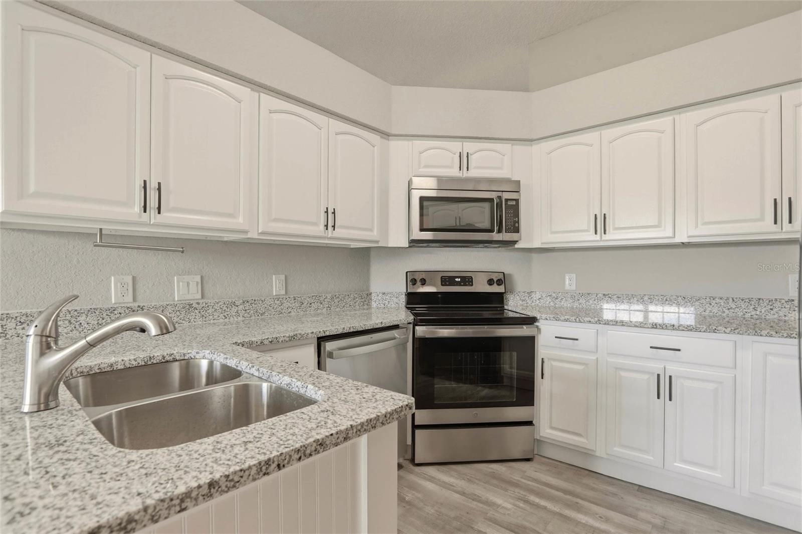 TORREY OAKS GOLF COURSE SUB - Residential