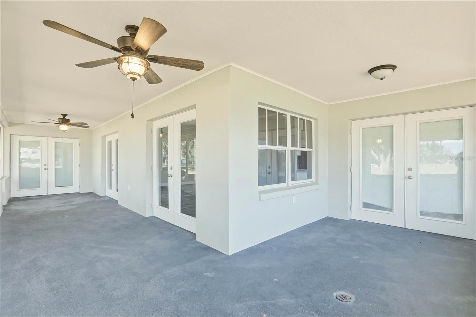 TORREY OAKS GOLF COURSE SUB - Residential
