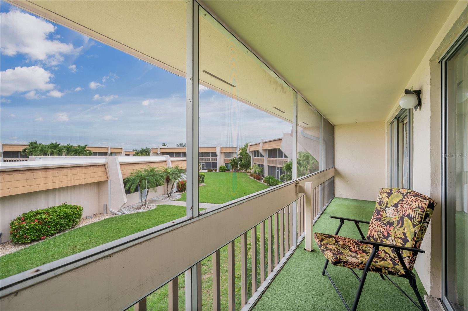 ISLANDER POINT - Residential