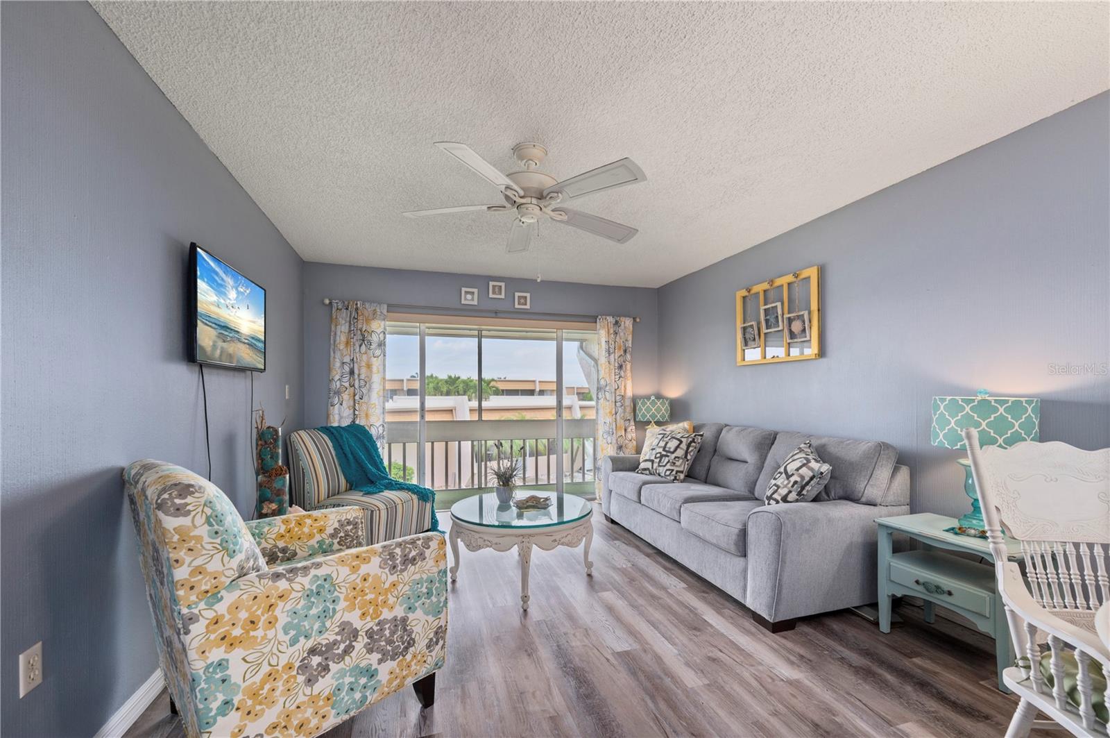 ISLANDER POINT - Residential