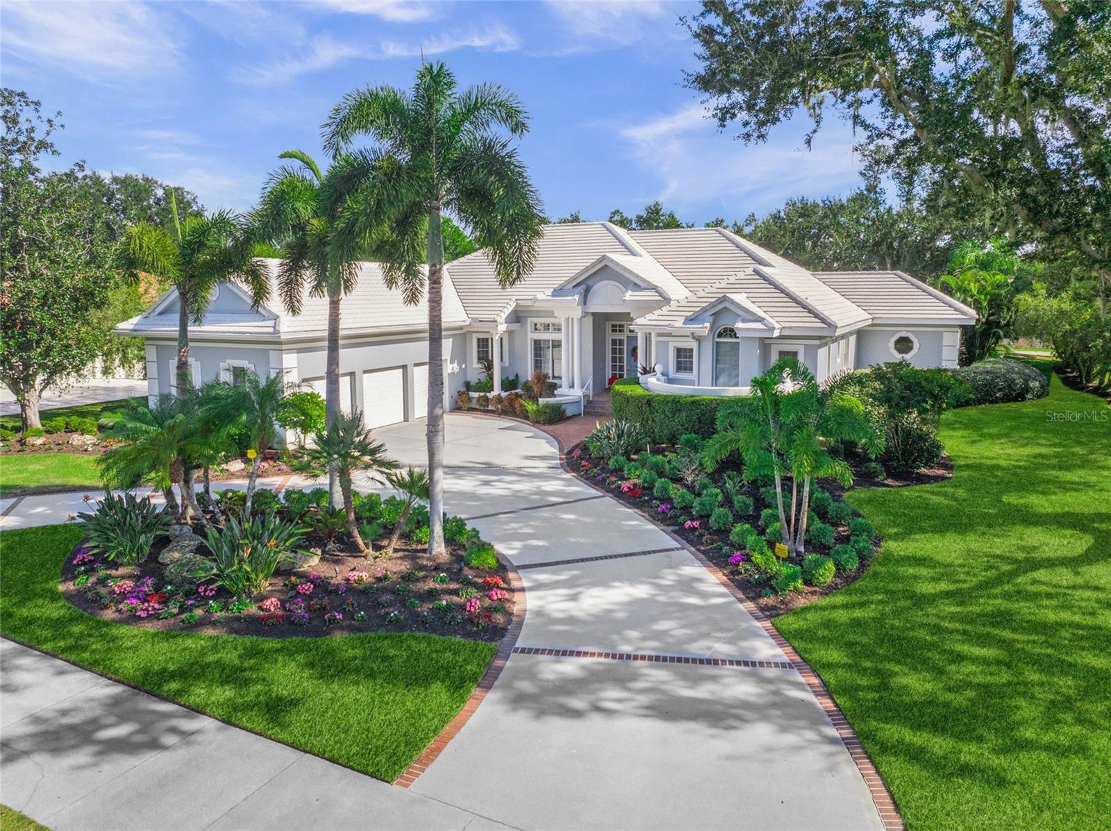 LAUREL OAK ESTATES - Residential