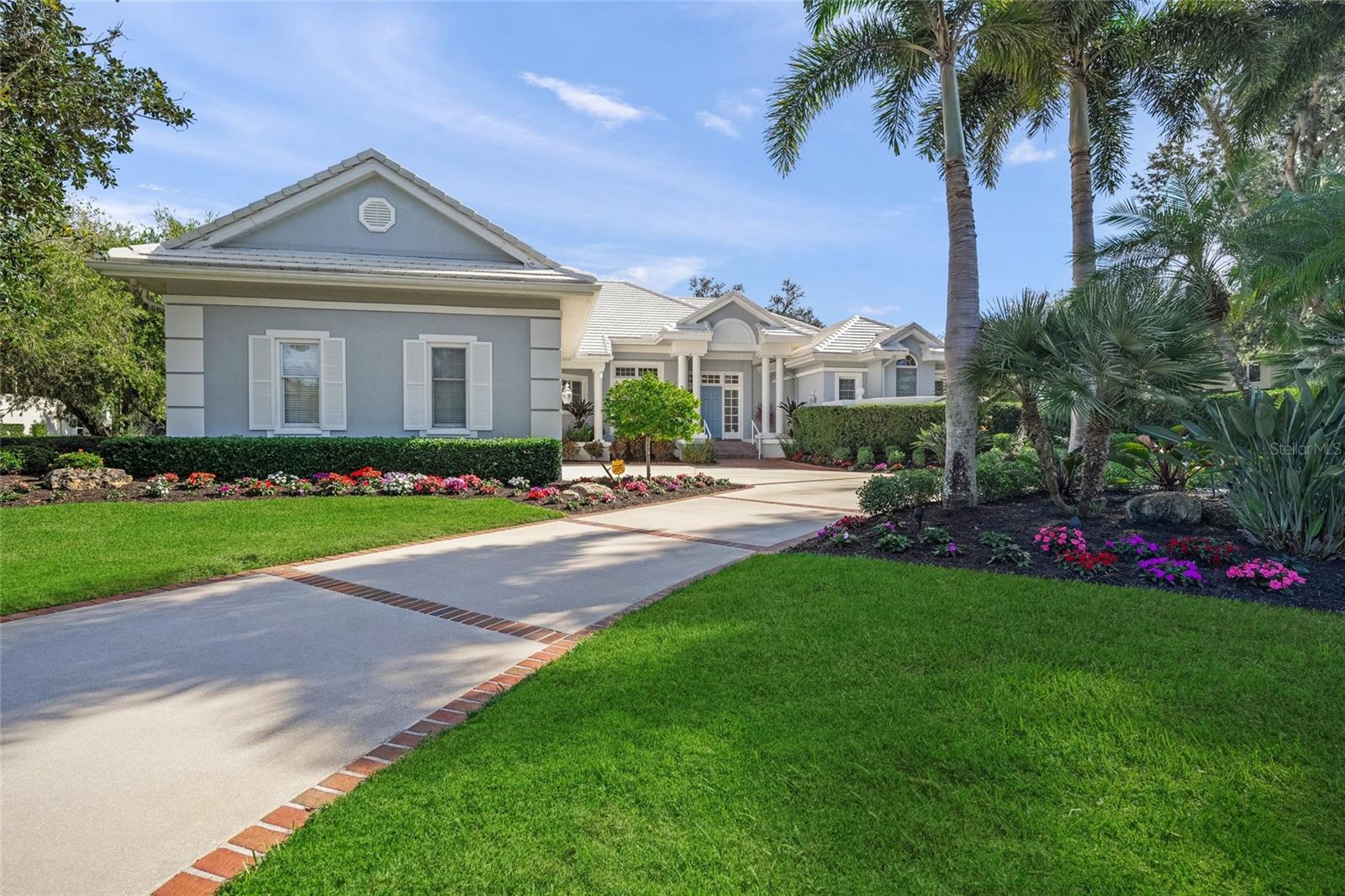 LAUREL OAK ESTATES - Residential