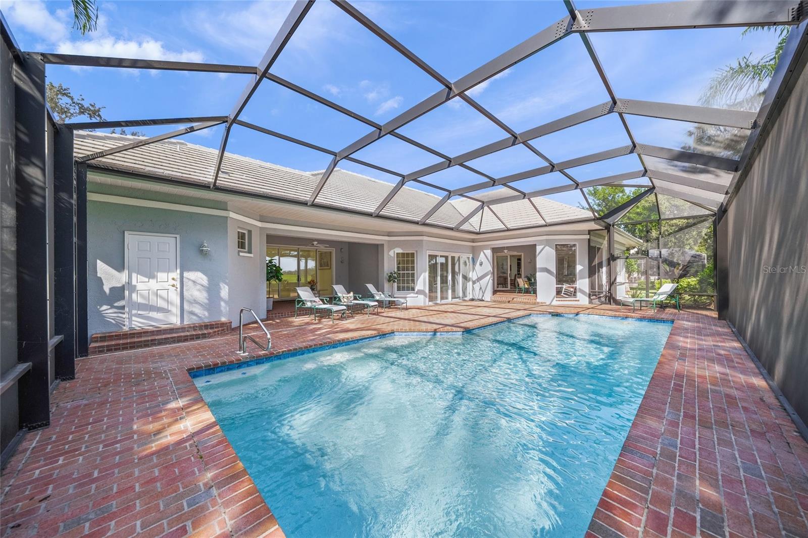 LAUREL OAK ESTATES - Residential